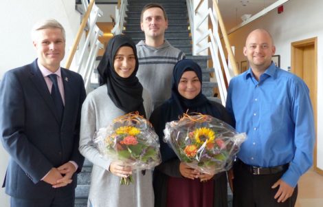 2 Integrationsmanager unterstützen Flüchtlingsarbeit
