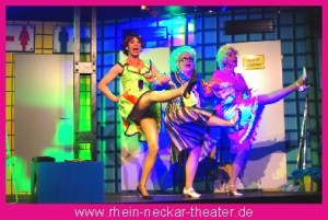 011- Rhein-Neckar-Theater ABBA HALLO Szene