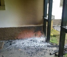 Vandalismus am Ketscher Försterhäuschen – Kreisforstamt bittet Bevölkerung um Mithilfe