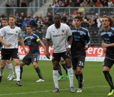 Seyi Olajengbesi bleibt ein weiteres Jahr beim SV Sandhausen