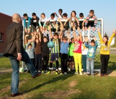 Bolzplatzeröffnung im Hirschacker – Sorgenfreies Fußballspielen