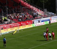 Ingolstadt rettet sich / Dritte SV-Heimniederlage in Folge