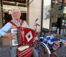 Der besondere Straßenmusikant: Stefano Tataranni spielt aus Lust und Laune
