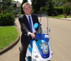 Plötzliche Übelkeit und Bewußtlosigkeit: </BR>Presseroller „Snailer“ musste zum OP