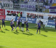 Gerechtes Unentschieden im Tabellenkeller Hübners erstes Saisontor sichert 1:1 gegen Aue