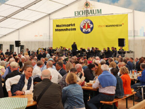 Festzelt des Mannheimer Maimarktes